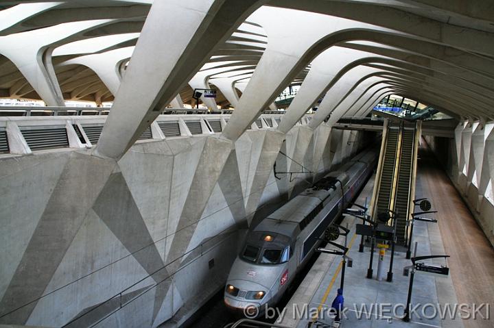 4085_dworzecTGV